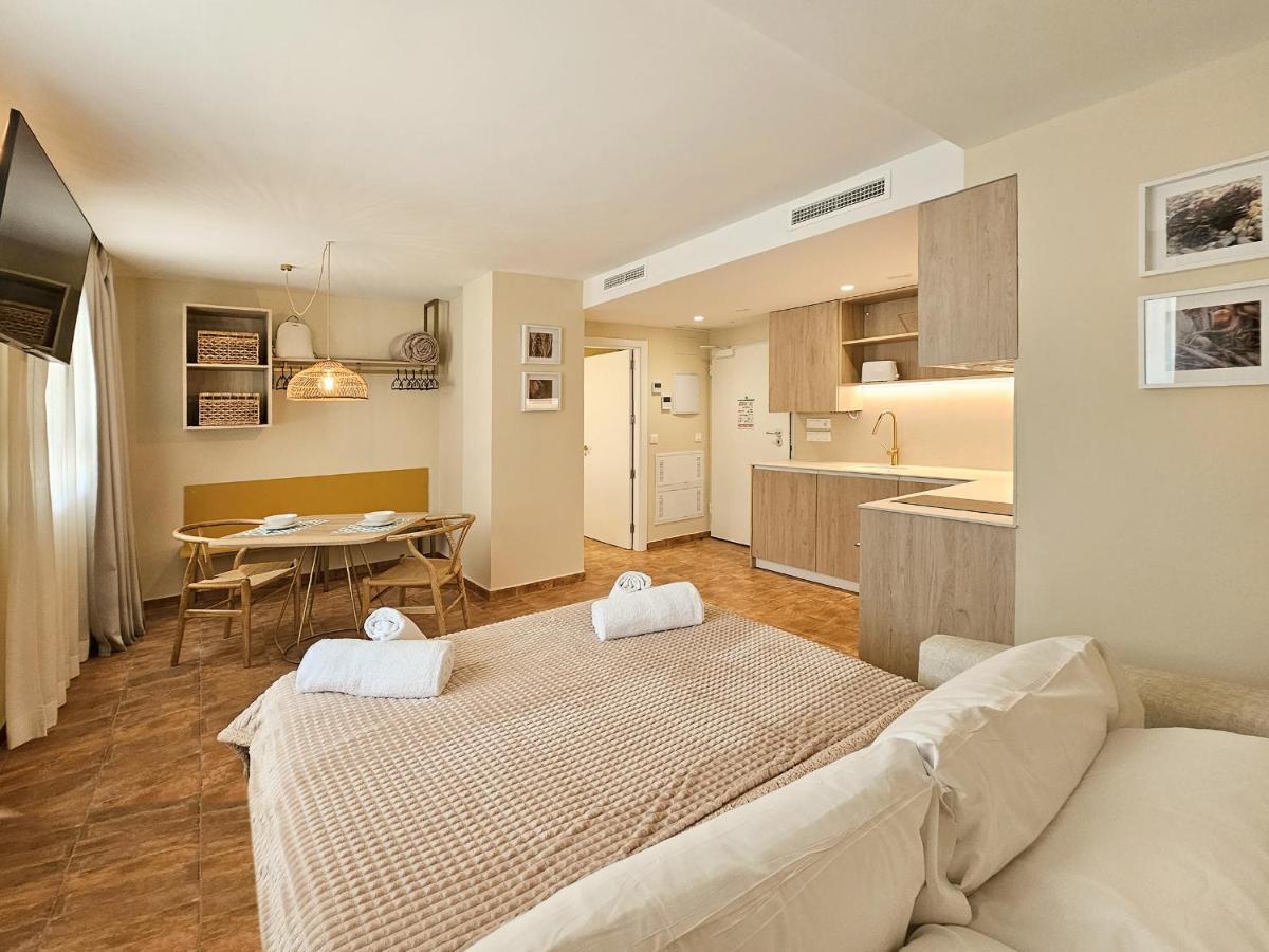 Apartamentos Las Ciencias Studio T Valencia Exteriör bild